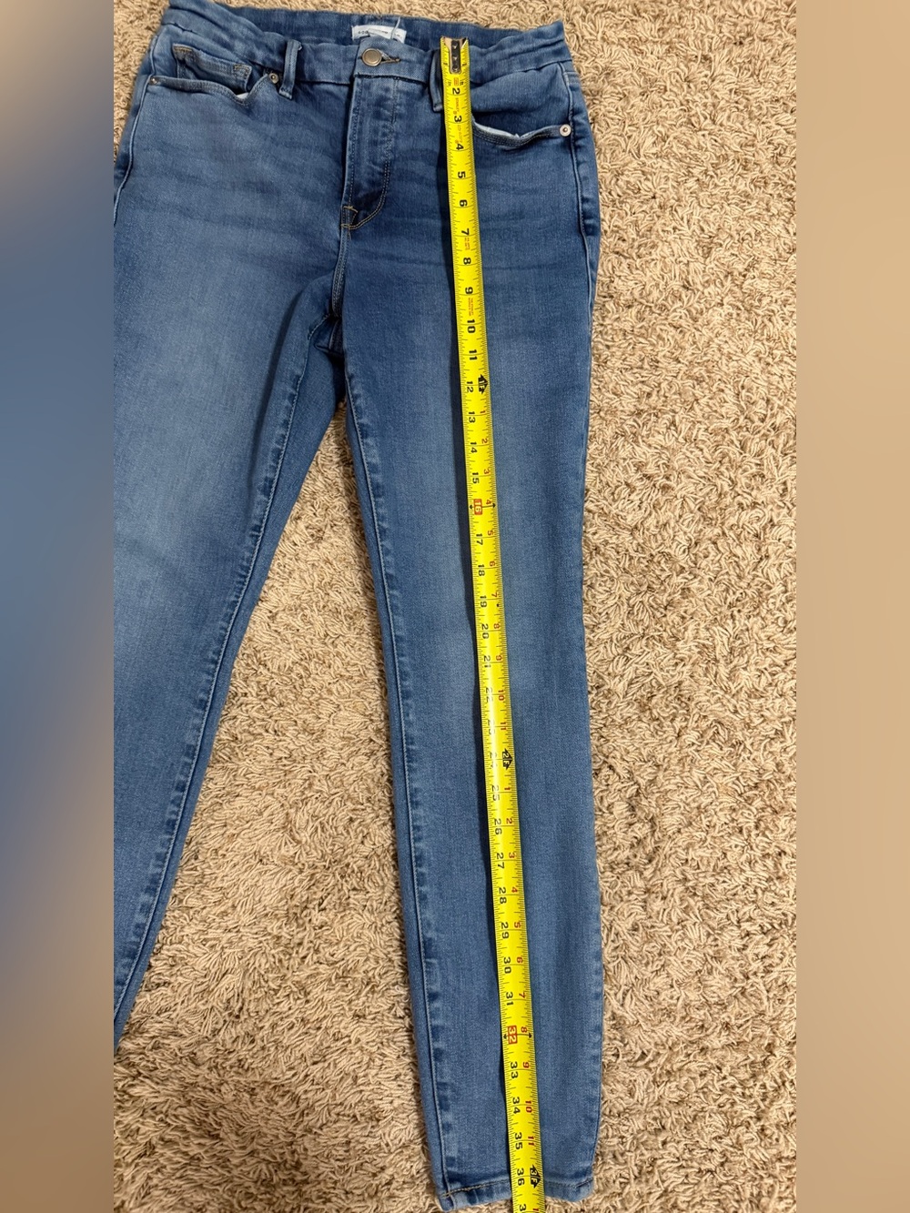 Good American Women’s Jeans - Picture 3 of 6